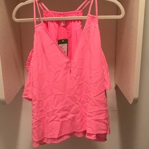 Lilly Pulitzer Bellamie top -Hot pink